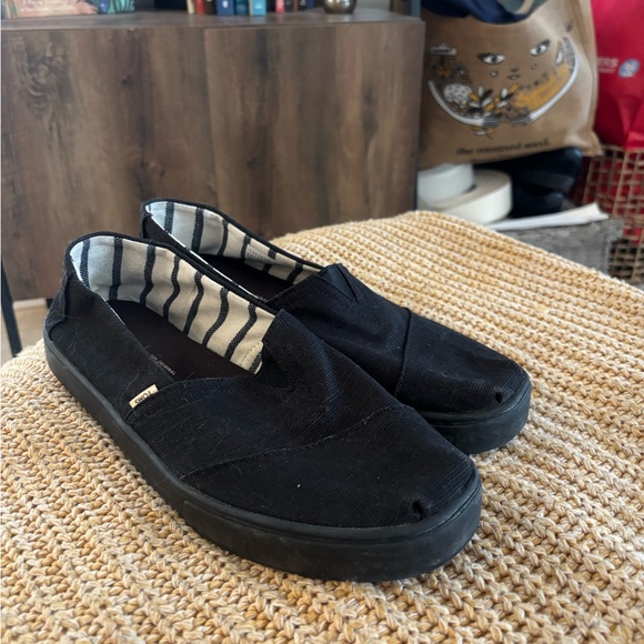 Toms Other - Toms Men’s Casual Black Slip-On Shoes